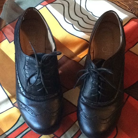 Refresh Shoes - Refresh Leatherette Lace Up Amany Oxford